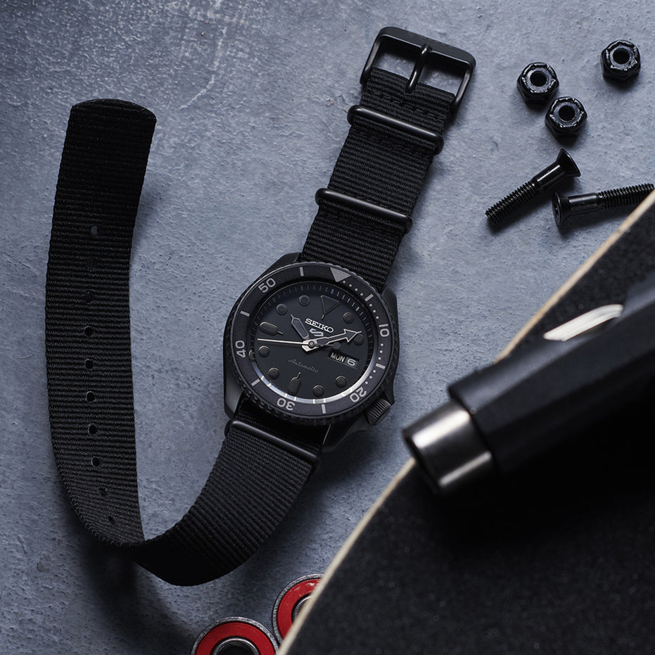 Seiko 5 Sports Street SRPD79K1