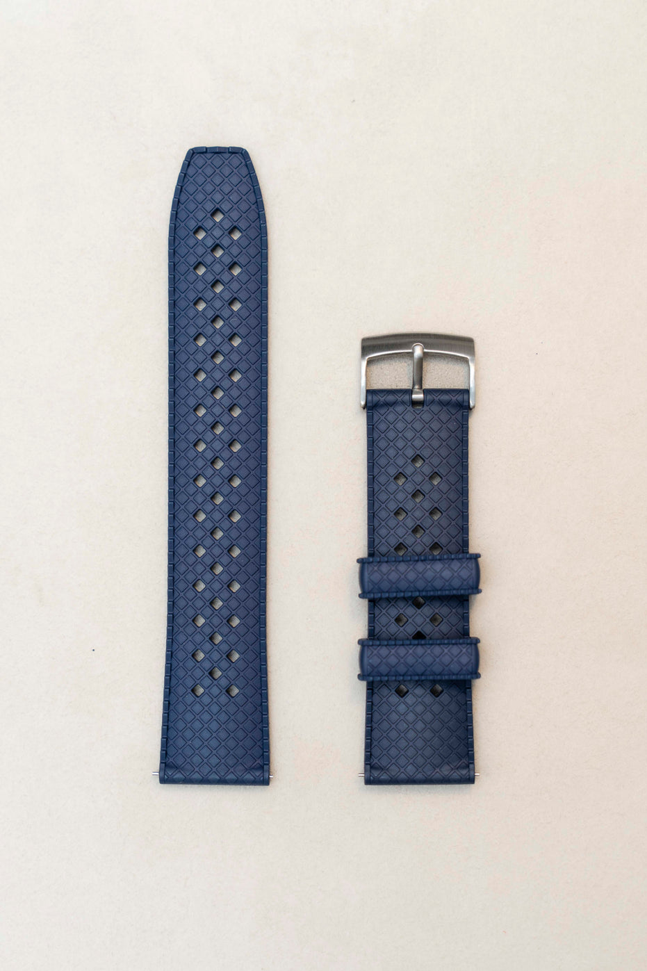 Textured Tropic Strap